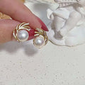 New 8-8.5mm Natural Freshwater Pearl Stud Earrings Gold Plated Silver Needle Anti-Allergy Feather Design