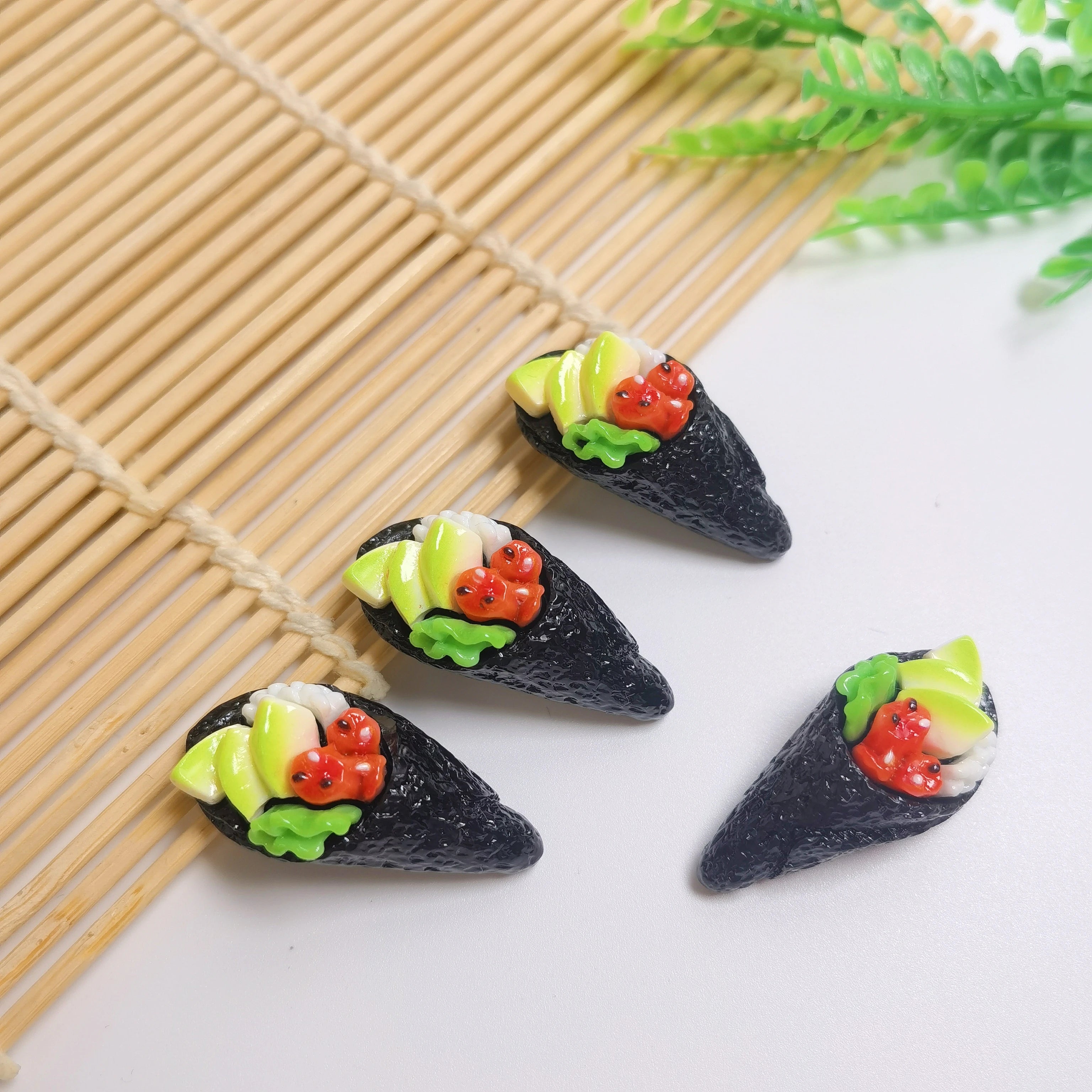 New Realistic Sushi Model Food 100Pcs/Bag Miniature Doll House Sweet Dessert for Kitchen Room Store Display Decoration