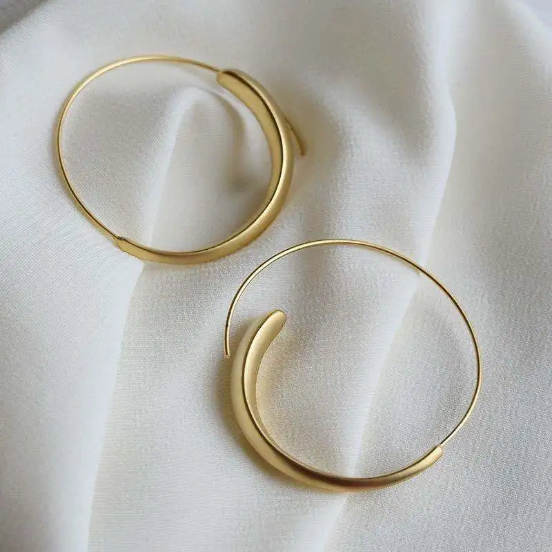 Simple 14k Brass Earrings Geometric Exaggerated Circle Earrings