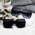 2023 Unisex UV400 Anti-UV Sunglasses Round Face Fashionable Sun Glasses Custom Logo White Metal Frame Driving Street Shooting