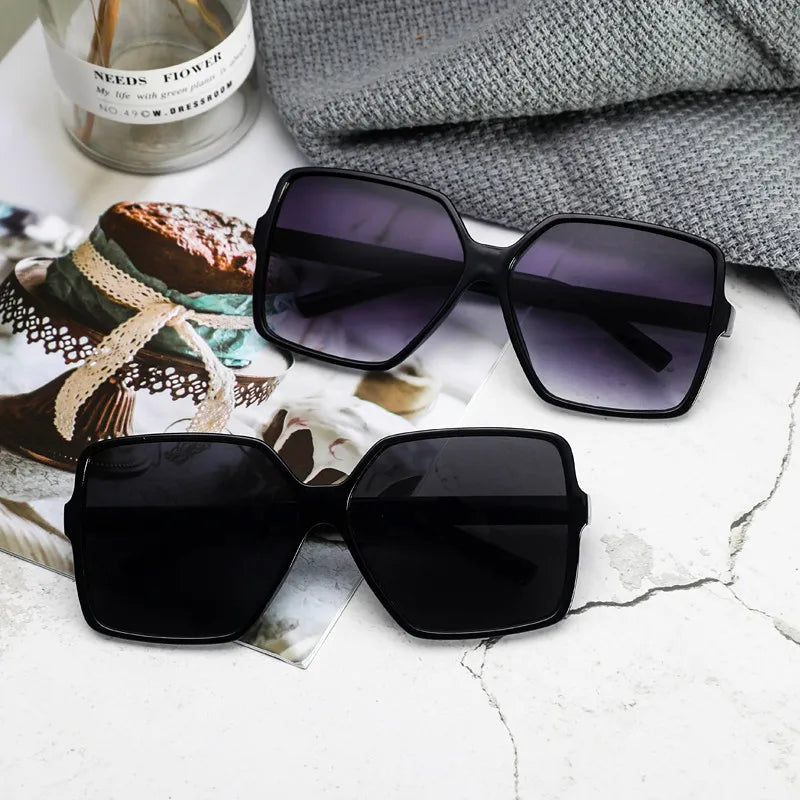 2023 Unisex UV400 Anti-UV Sunglasses Round Face Fashionable Sun Glasses Custom Logo White Metal Frame Driving Street Shooting