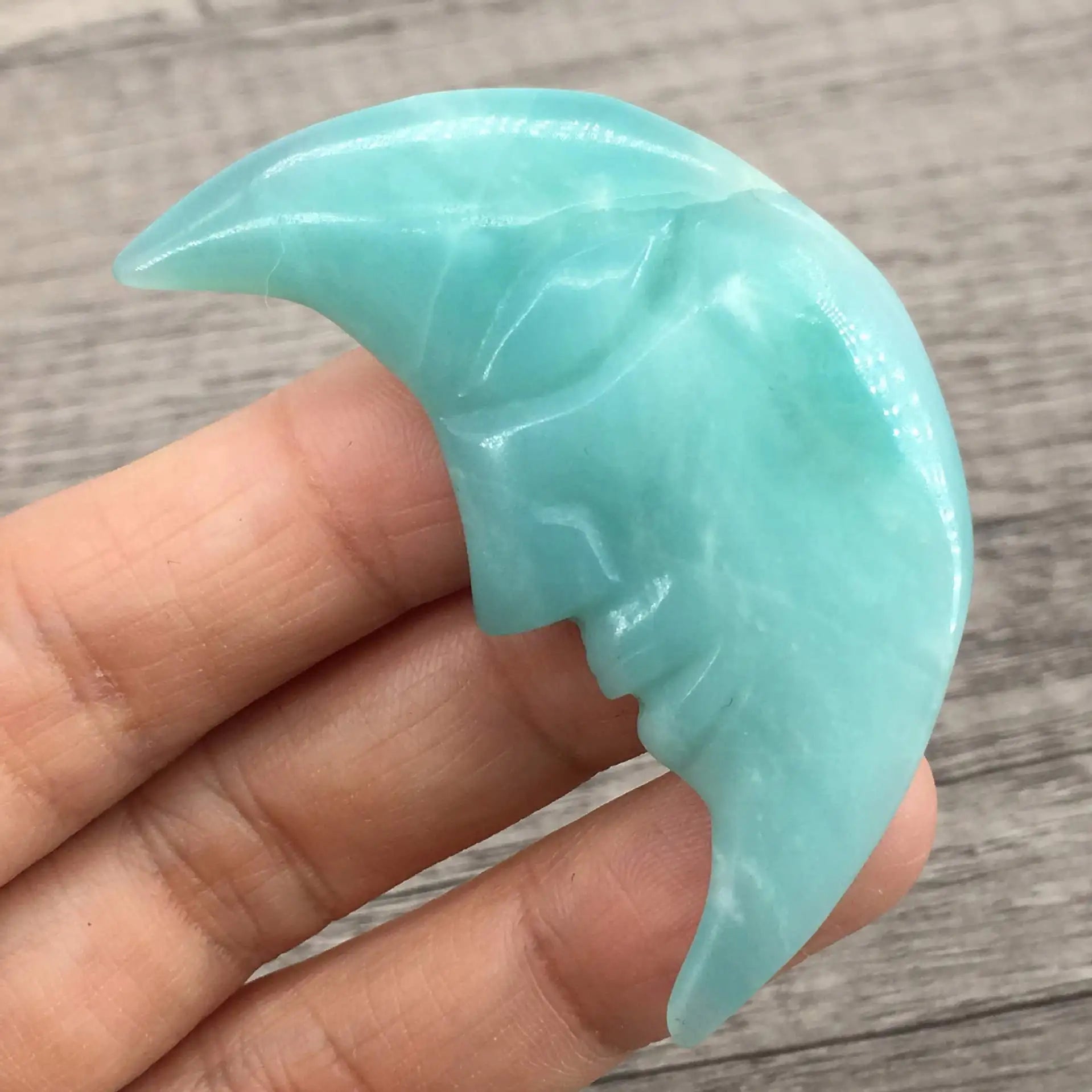 HY Wholesale Natural Crystal Fluorite Crafts Sun Crystal Healing Stone Jade Moon Face for Gift