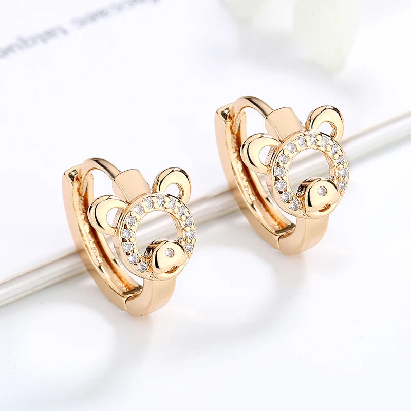 New Latest Creative Tiny Ear Hoops Hollow Gold Paved Ear Rings Girls Cute Bear Huggie Earrings Accessories