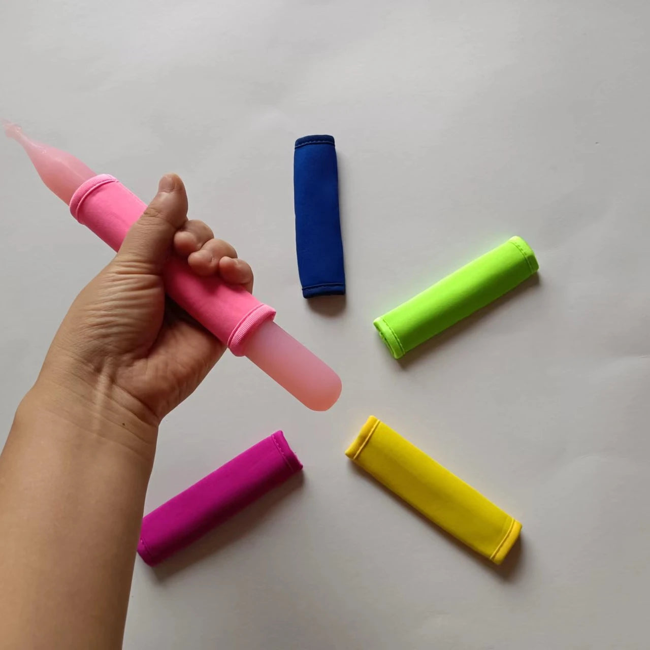 Customized Neoprene Insulated Waterproof Thermal Popsicle/Ice Pole Holder Sleeve
