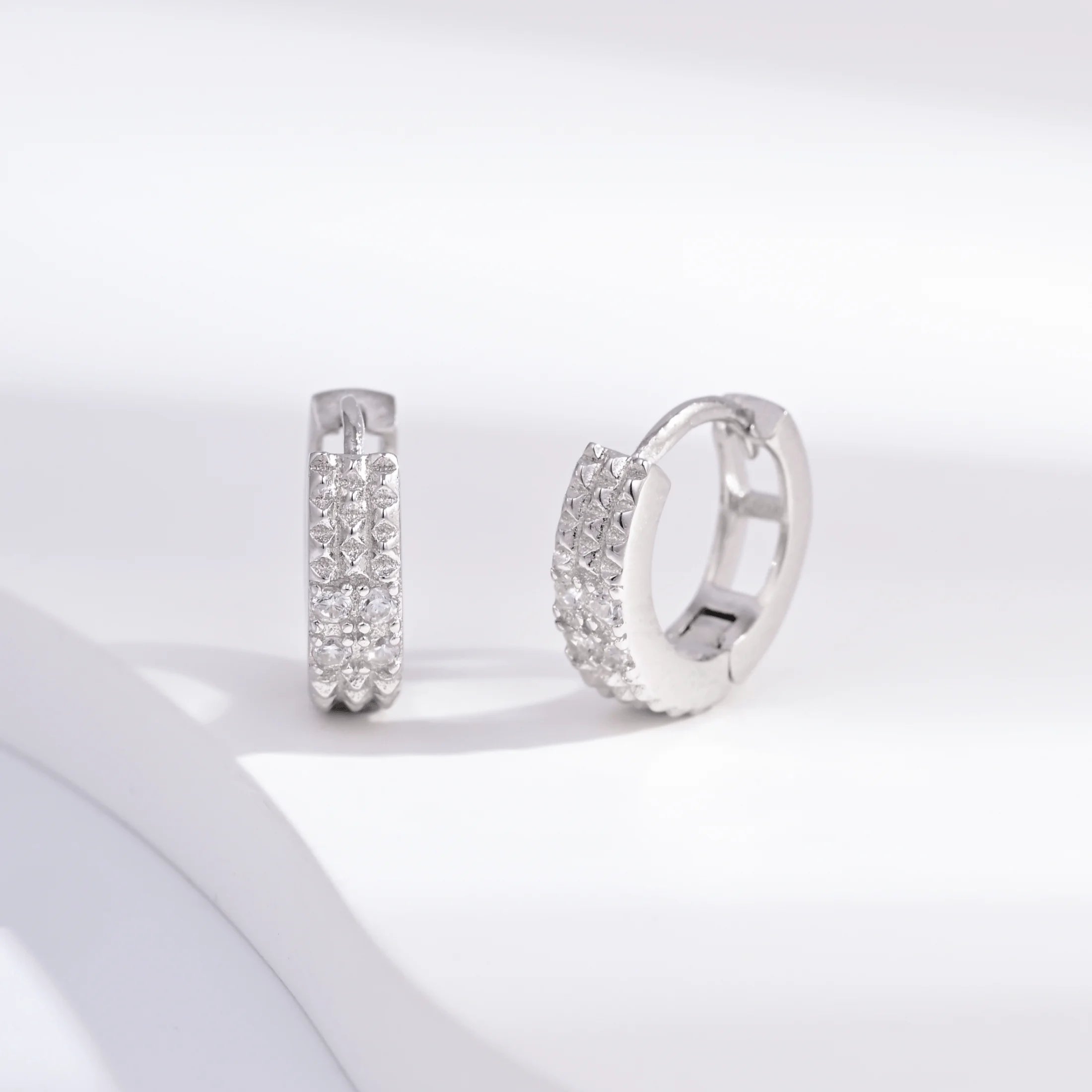 Wholesale Earrings Jewelry Rhodium Plated Cubic Zirconia Square Huggie 925 Sterling Silver Fine Jewelry Earrings