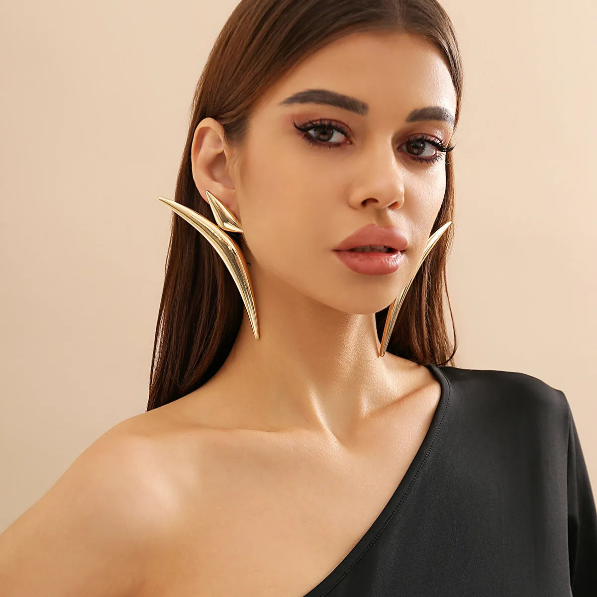 High-end Fashion Jewelry Exaggerated Large Moon Stud Earrings for Women Trendy Ladies Big Statement Gold Earring Accessories