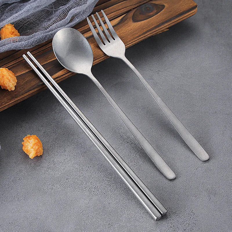 Luxury Hotel Restaurant Retro Metal Dinnerware Vintage Cutlery Tableware 304 Stainless Steel Antique Spoon Fork Chopsticks Set