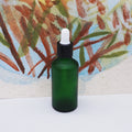 Green Cosmetic 30ml Glass Serum Bottle with Black Dropper Lid