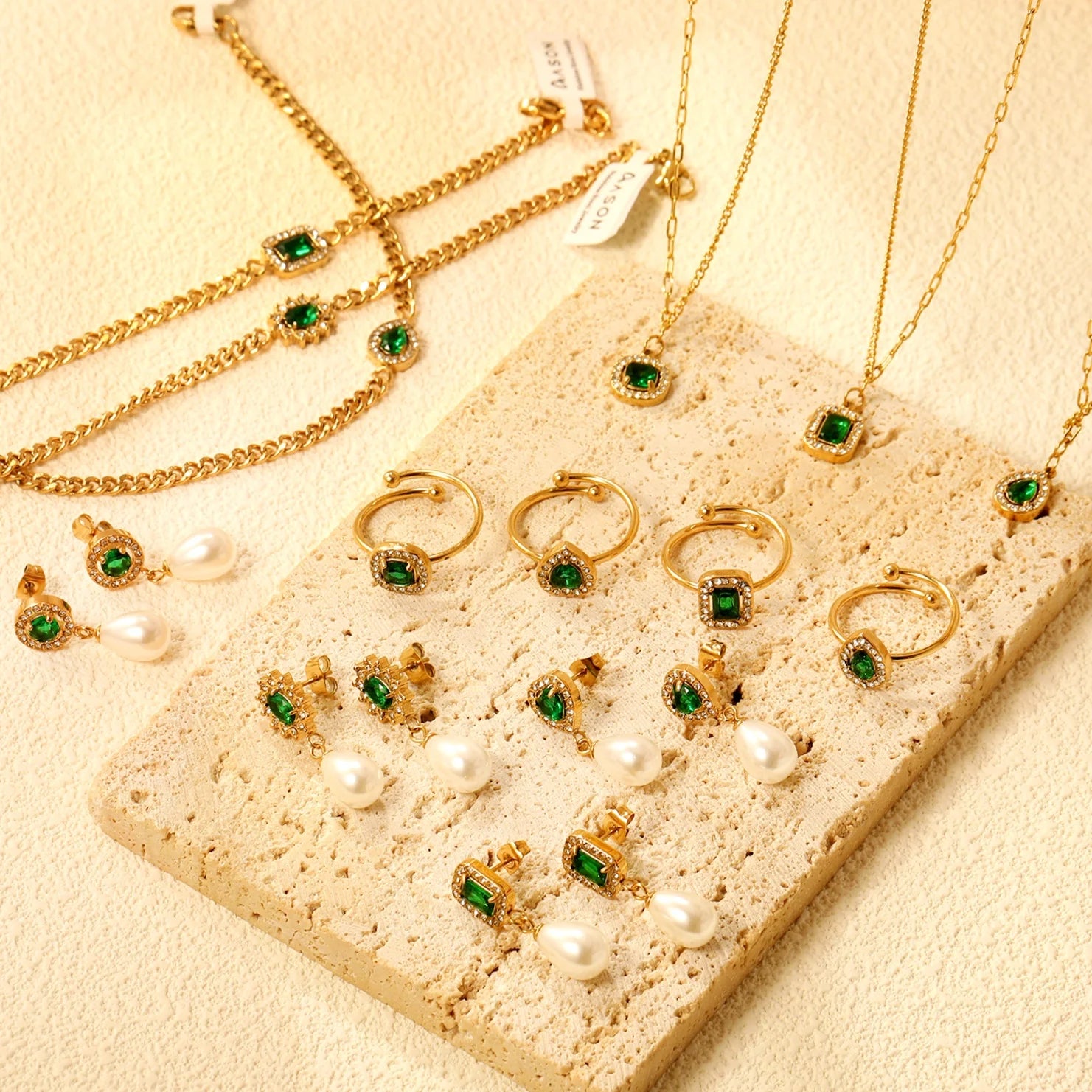 4Pcs Jewelry Set for Women White Diamond Pave Bezel Green Cubic Zirconia Gold Plated Necklace Rings Earrings Bracelet Set