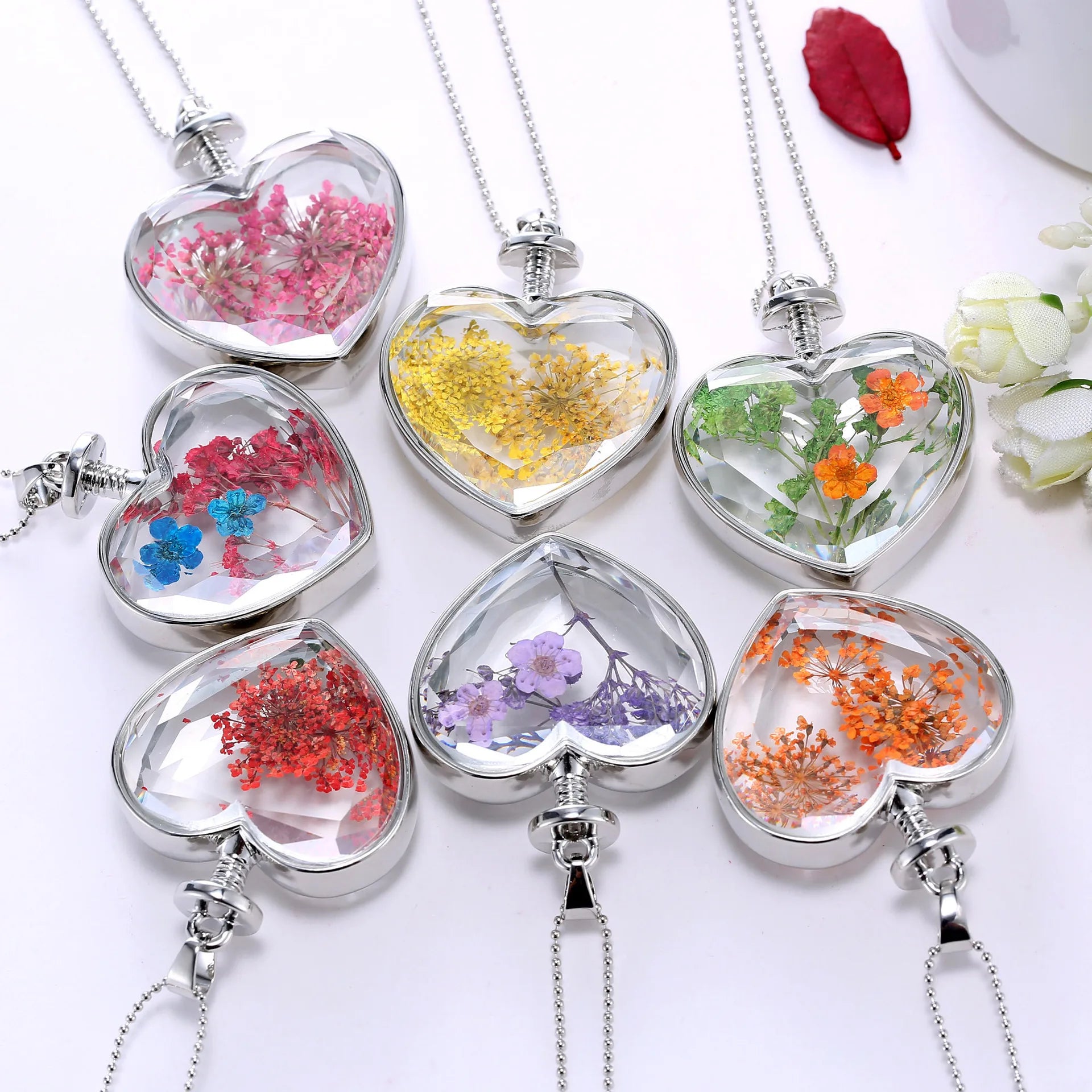 Natural Dried Flower Necklace for Women Heart Lover Romantic Eternal Real Daisy Rose Plant Clavicle Chain Wedding Jewelry