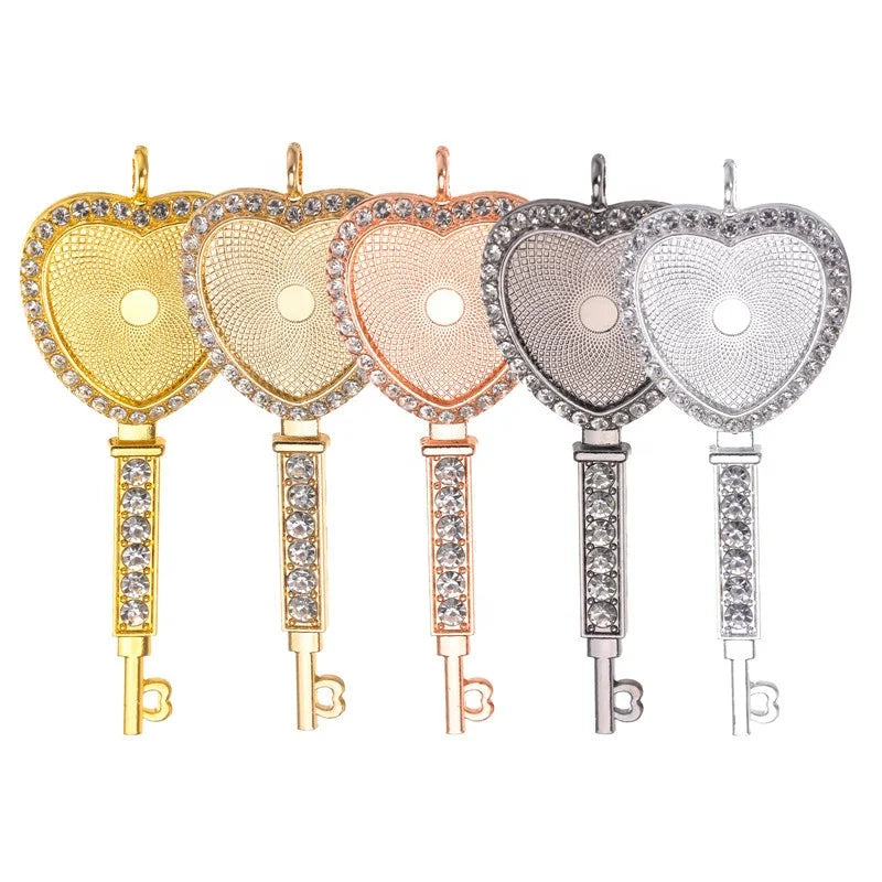 25mm Cabochon Key Shape Love Heart Alloy Hip Hop Crystal Rhinestone Memory Charm Pendant with Gold Plated Frame for Women