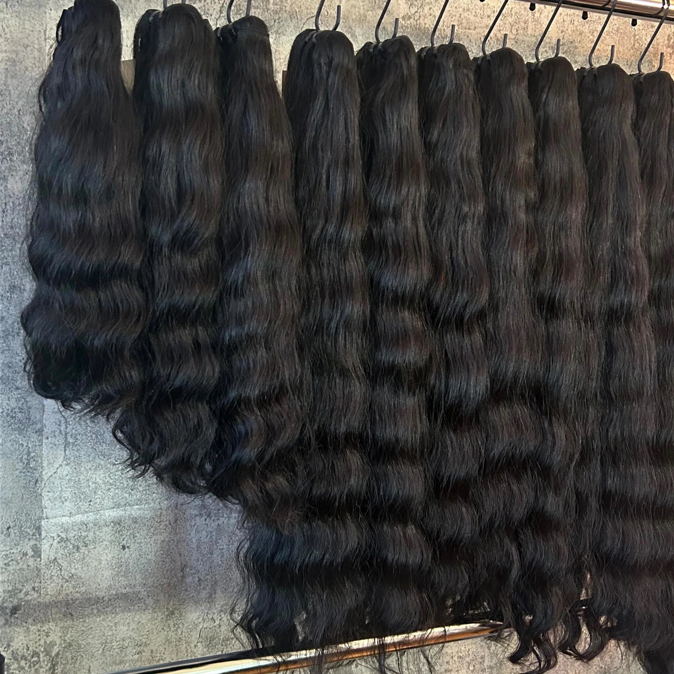 Raw Vietnamese Hair Double Drawn Single Drawn Raw Human Hair Bundles Wholesale Unprocessed Cambodian Body Wave Hair Extensions