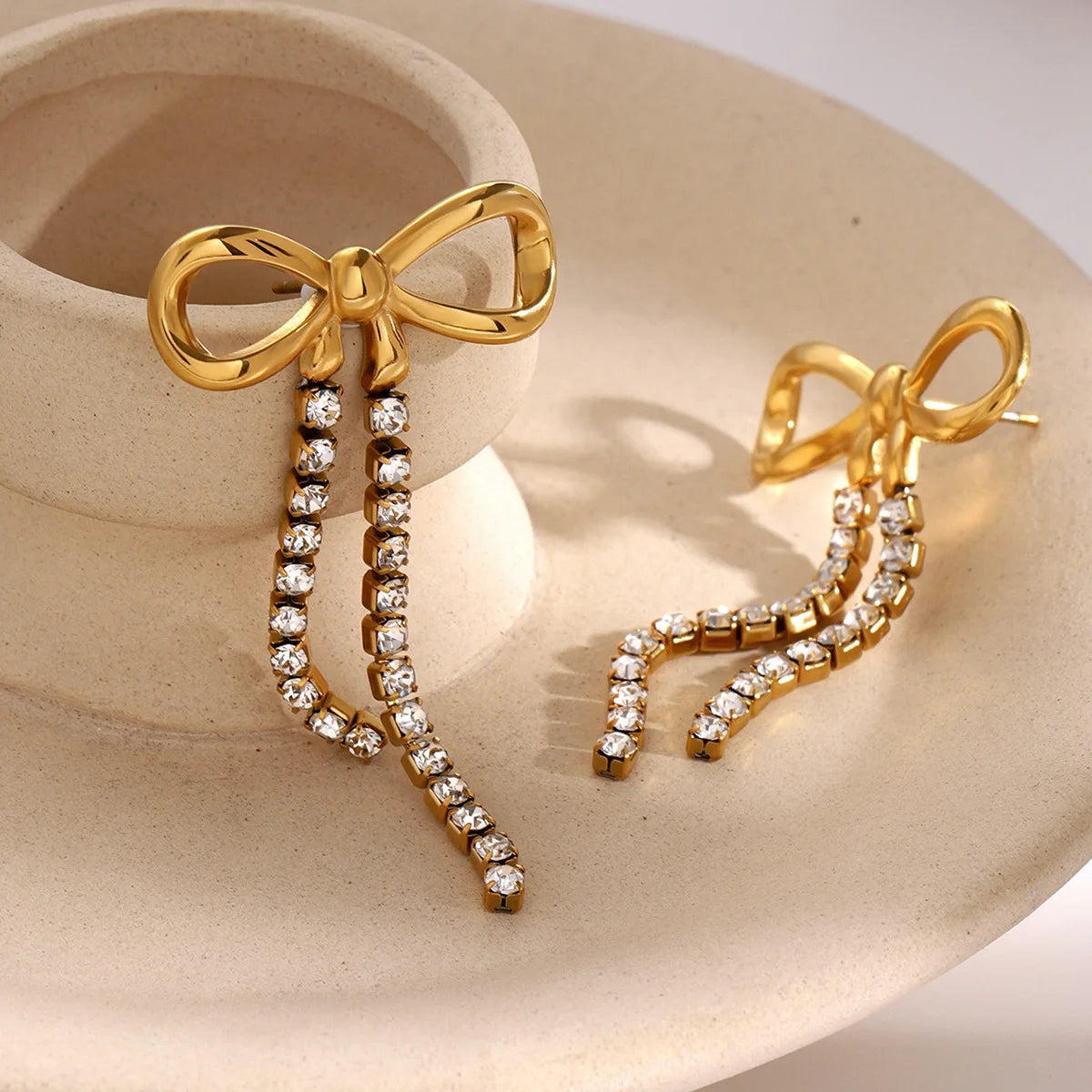 New Arrival High Polished Minimalist Stainless Steel Earring Women Jewelry Triple Half Moon Stud Swirl Earrings