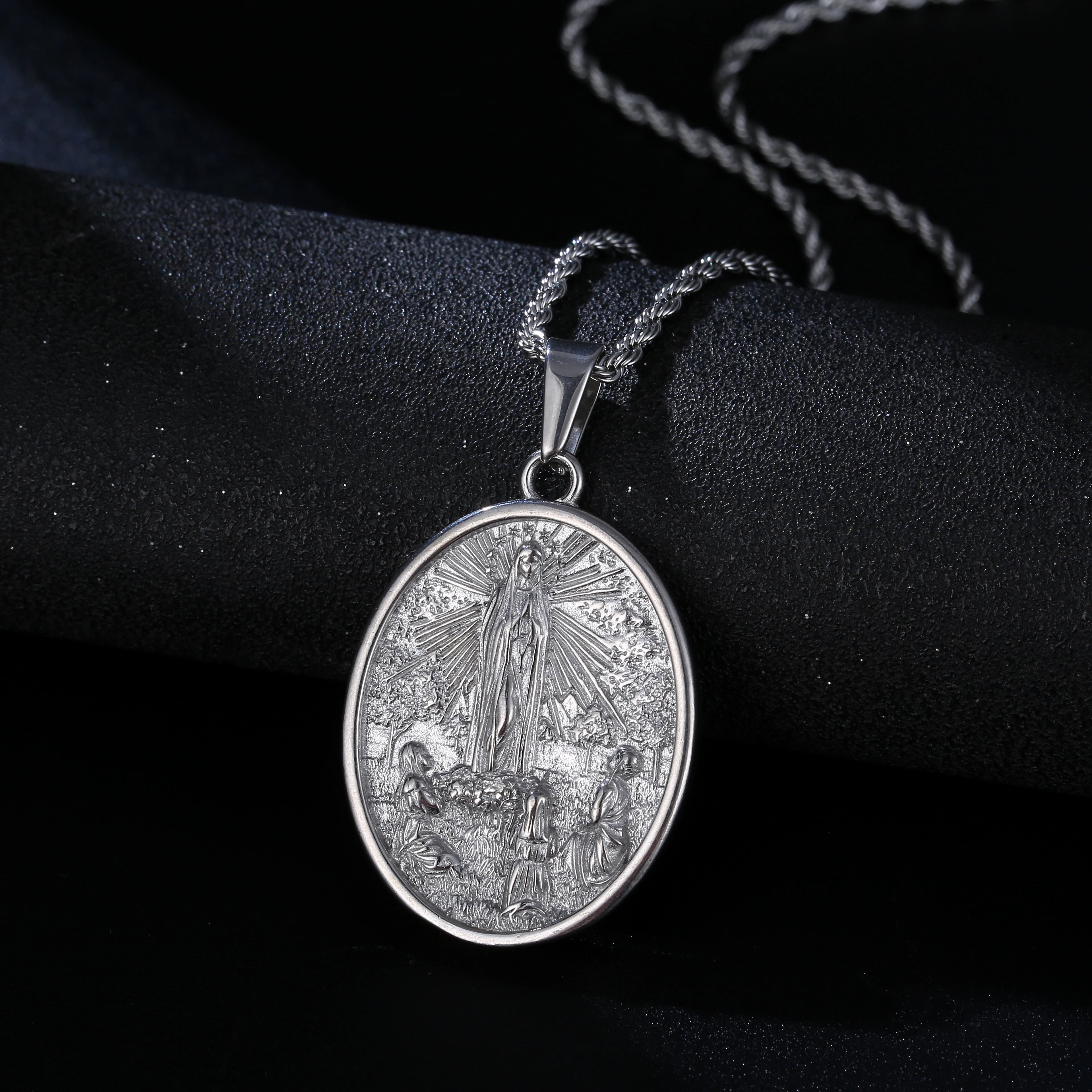 Couple Valentine Gift Jewelry Pendant Accessories Stainless Steel Men Women Portrait Retro Virgin Mary Rope Chain Necklace