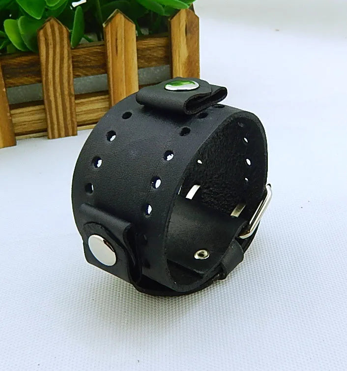 Customized OEM Design Luxury Italian Leather Cuff Bracelet 40mm Men's Wrist Watch Band