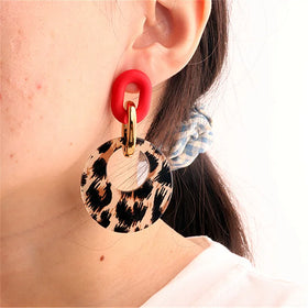 Factory Acrylic Jewelry Exaggerated Geometric Circle Pendant Earrings Temperament Black White Leopard Earrings Gifts for Women