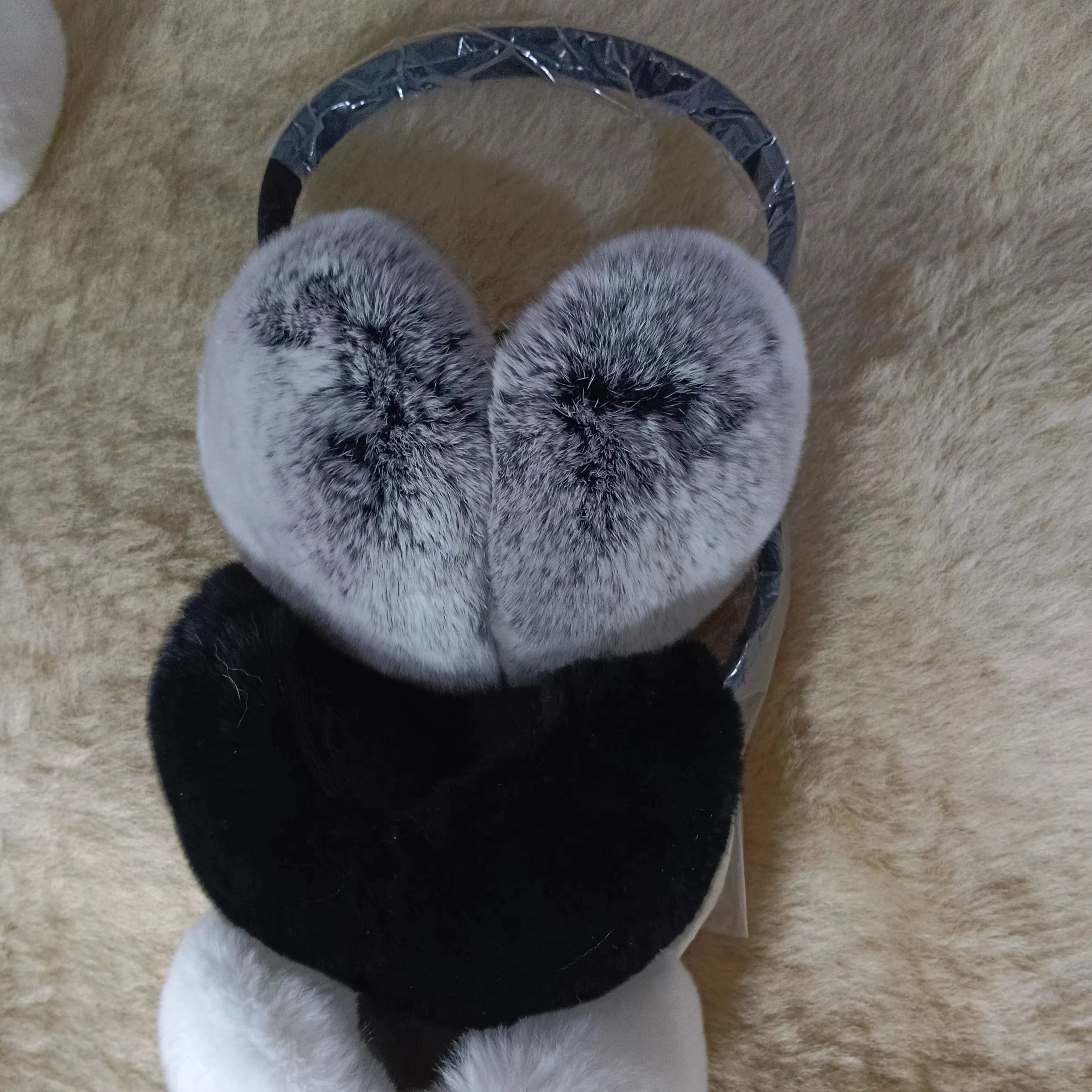 Sample Support Fashion White Black Genuine Fur Rex Rabbit Fur Earmuffs Colors Adjustable Band Fluffy Fur Earmuffs