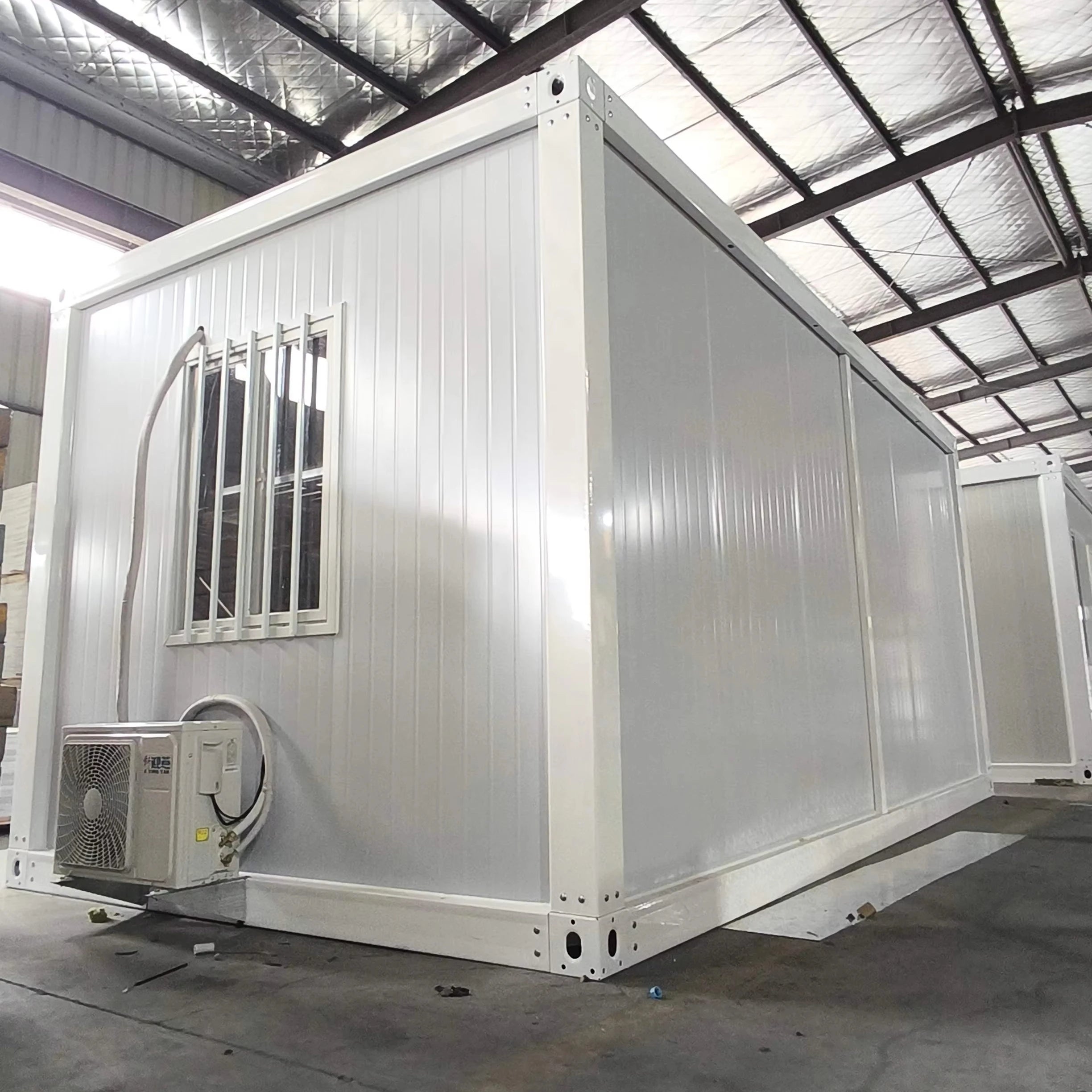 Eco-Friendly Steel Structure Prefabricated Container House Portable Modular Home for Office Workshop Mall Basement 20ft 40ft