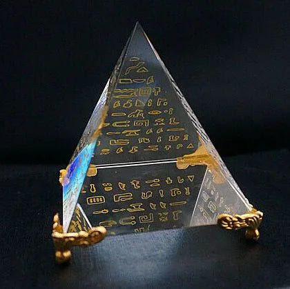 MH-JT103 Blank Glass Paperweights Wholesale Crystal Pyramid Glass Paperweight Wedding