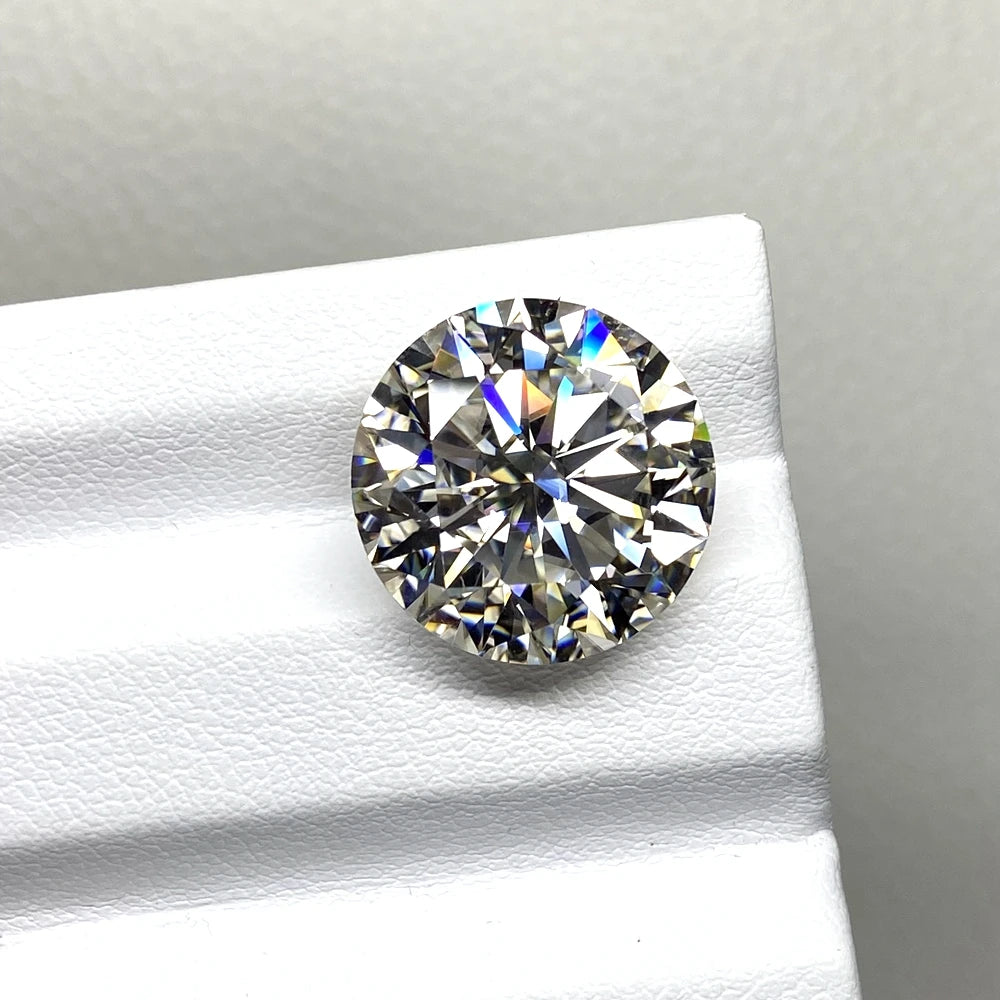 HQ Gems 1 Carat Diamond D VVS1 GRA Moissanite