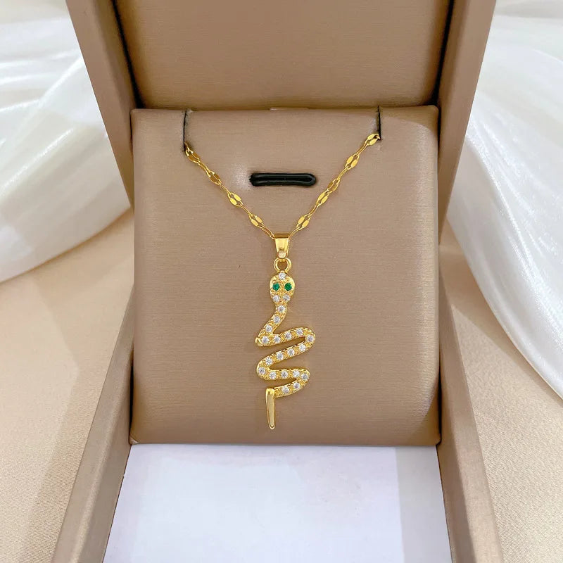 Fashion Stainless Steel 18k Gold Plated Snake Pendant Necklace Dainty Choker Cubic Zirconia Necklace for Women Girls