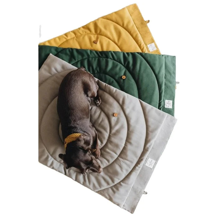 Good Quality Dog Mats Soft Cotton Dog Warm Bed Potable Dog Cat Pets Travel Sleeping Mats