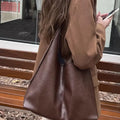2025 Retro PU Women's Crossbody Shoulder Bag Large Capacity Armpit Bag with Embroidery Decoration Candy Pattern Fashion Style