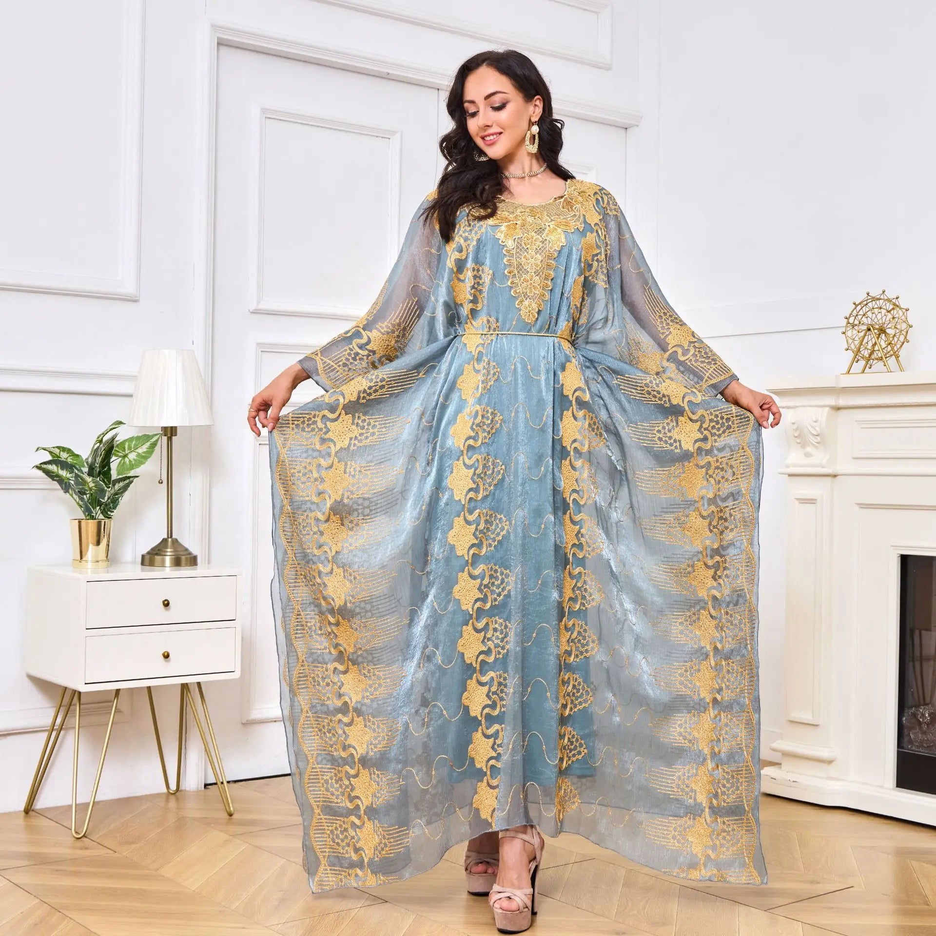 Spandex Material Lanna Brand Hooded Closed Graceful Breathable Embroidery Abaya OEM Service From Dubai Turkey