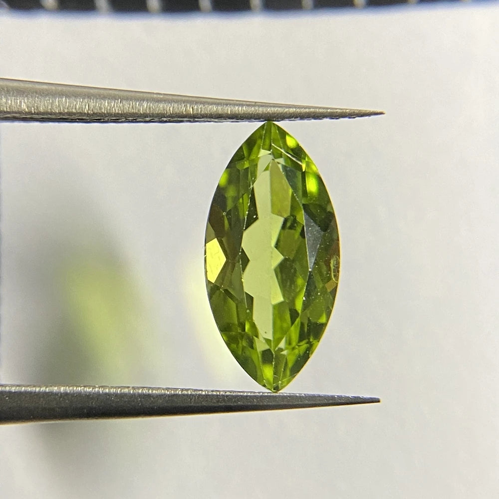 HQ GEMS a Quality 6x12mm 1.7 Carat 100% Natural Gemstone Original Peridot Price Per Carat