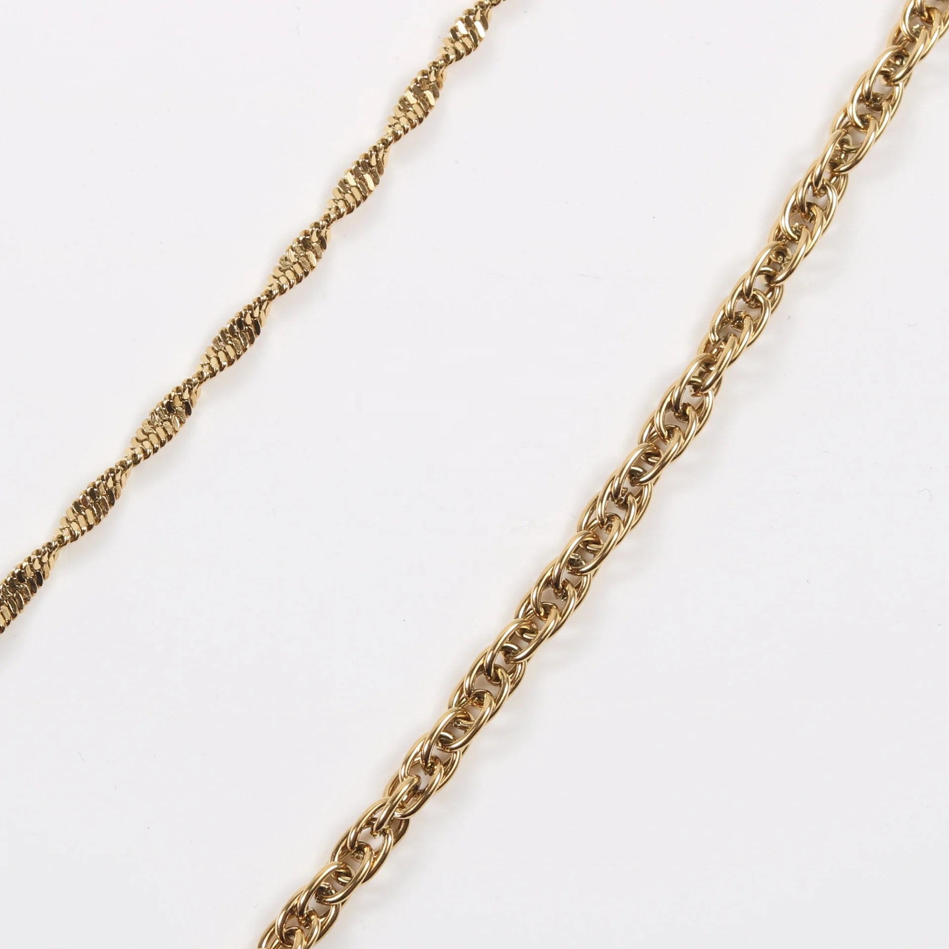 Ins Style Elegant Lady Classic 18K PVD Plated Stainless Steel Singapore Wave Chain Link Chain Bracelet