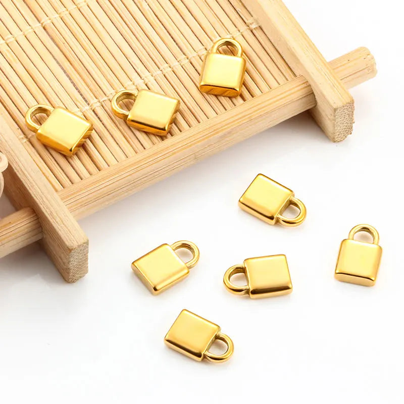 Wholesale Diy Hip Hop Stainless Steel Gold Lock Key Charms Couple Pendants for Necklace Bracelet Jewelry Makings