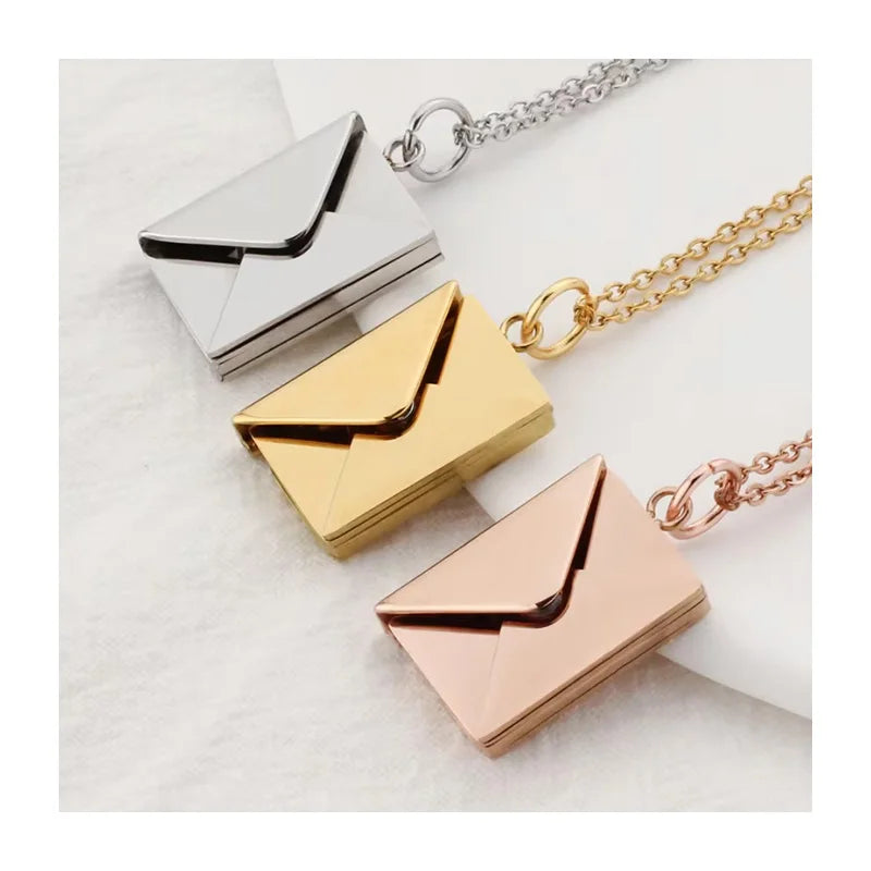 DAIHE Fashion Jewelry 18k Gold Plated Stainless Steel Envelope Necklace Personalized Custom Necklace