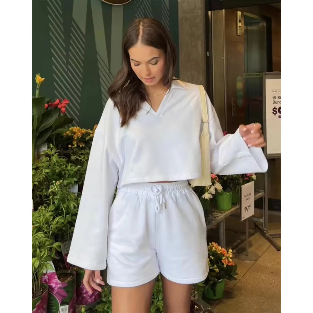 Custom logo Pullover Cropped Sweatshirts Women Wholesale Fashion Streetwear Women Gym Two Piece Biker Shorts Set