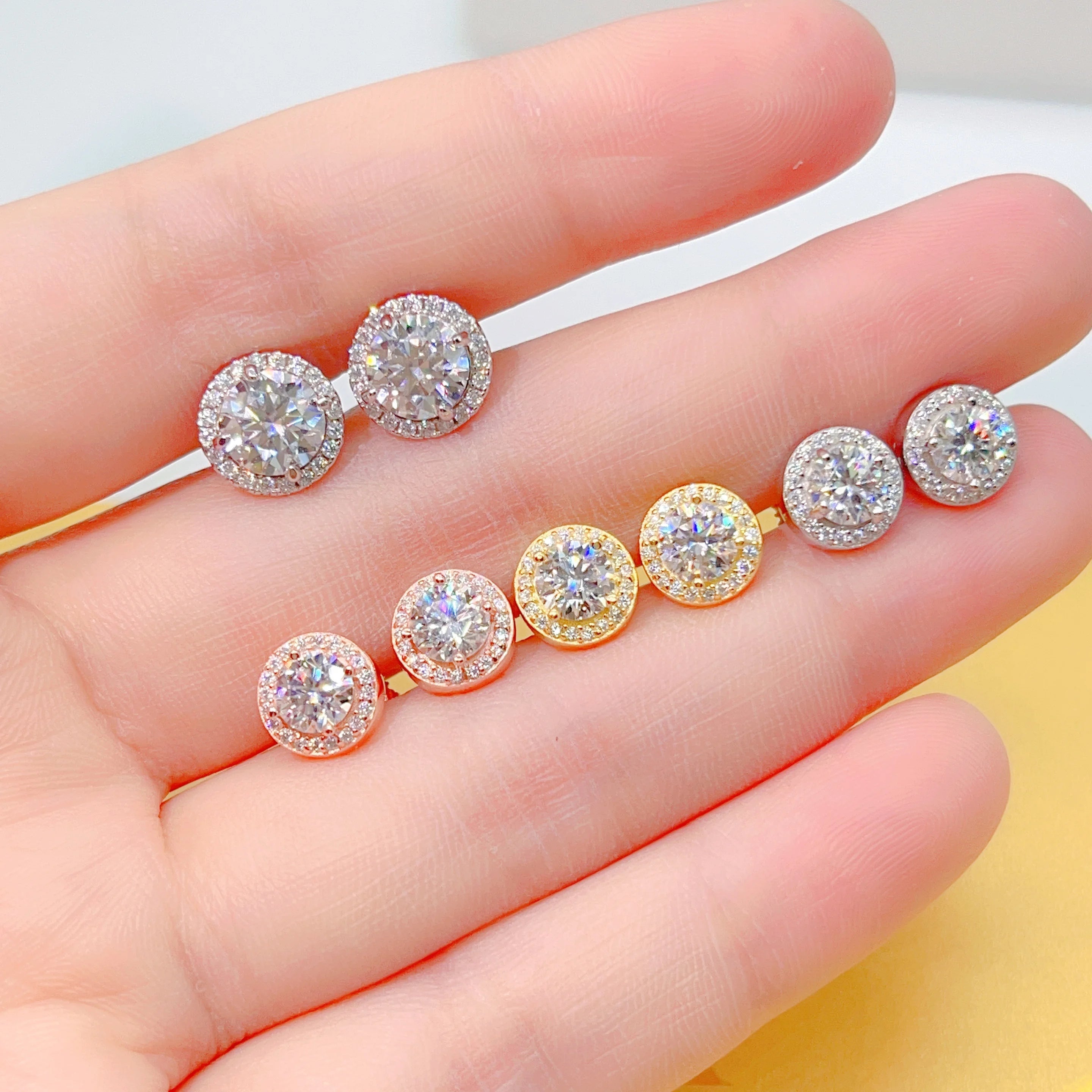 Fine Jewelry 925 Sterling Silver Fashion Bling Jewelry Vvs Moissanite Stud Earrings