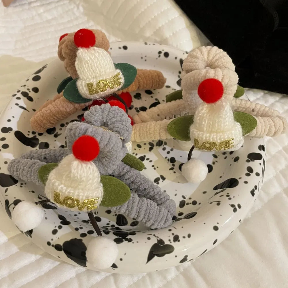 New Christmas Hairpin  Flutty Christmas Shark Clips Lovely Santa Claus Large Hair Claw Clip Cherry Cartoon Hair Accessories