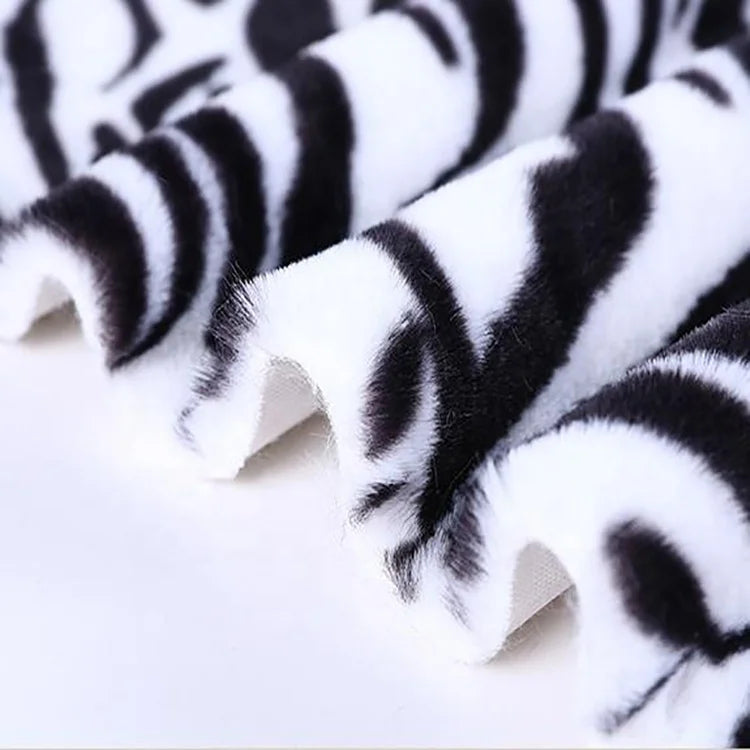 Comfortable Super Soft 100% Polyester Animal Print Fleece Rabbit Plush Faux Fur Fabric for Sleepwear Garment Girls Winter