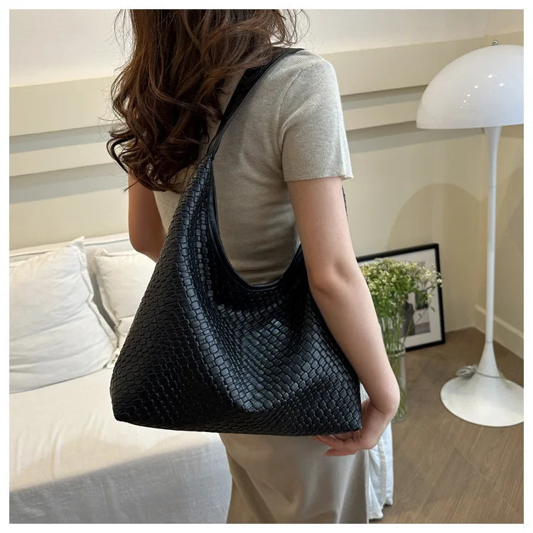Fashion Shoulder Women's Bag Fashion Handbag All Match Fashionable Single Shoulder Handbags Weaving Bucket Bag