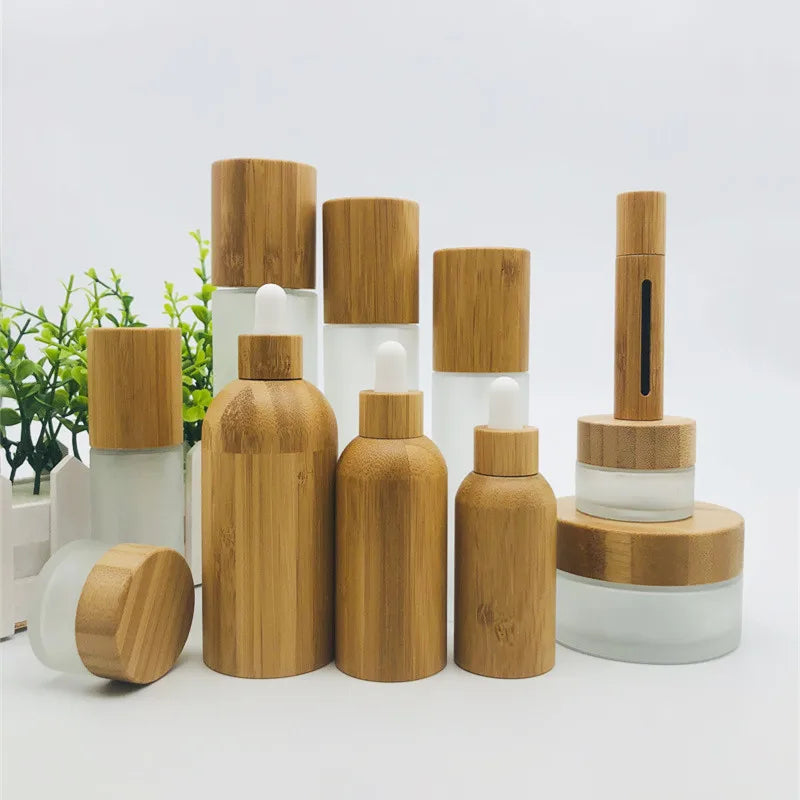 Bamboo Packaging Frosted Cosmetic Glass Bottles 30ML 50ML 100ML 120ML 150ML for Dropper Spray Lotion Bottles With Bamboo Cap