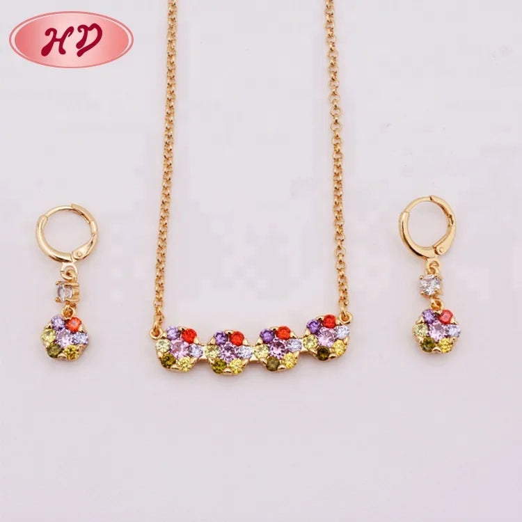 Guangzhou Fashion Jewelry 18K Gold Necklace and Earrings Set Jewelry