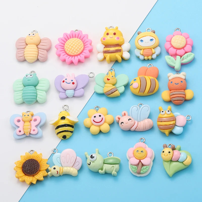 20 Styles Colorful Resin Bee butterfly Flower Shape Loose Charm Pendants for Necklace DIY Craft Jewelry Making Accessories W348