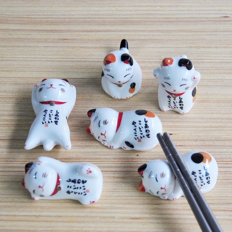 Cute Japanese Ceramic Chopstick Holder With Lucky Cat Ornaments Festive Creative Gifts Small Animal Ceramic Crafts