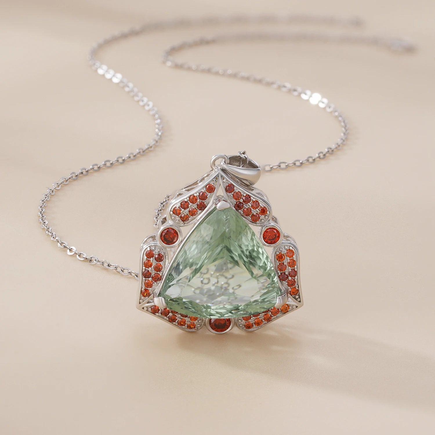 YBO Luxury Women's Fine Jewelry 925 Sterling Silver 925 Triangle Natural Green Crystal Clavicle Geometric Weddings Parties
