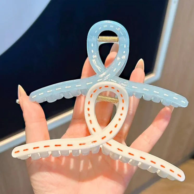 New Trendy Stylish Dotted Line Blue White Cute Hair Clip Women Hair Accessories Hair Claw for Long Hair