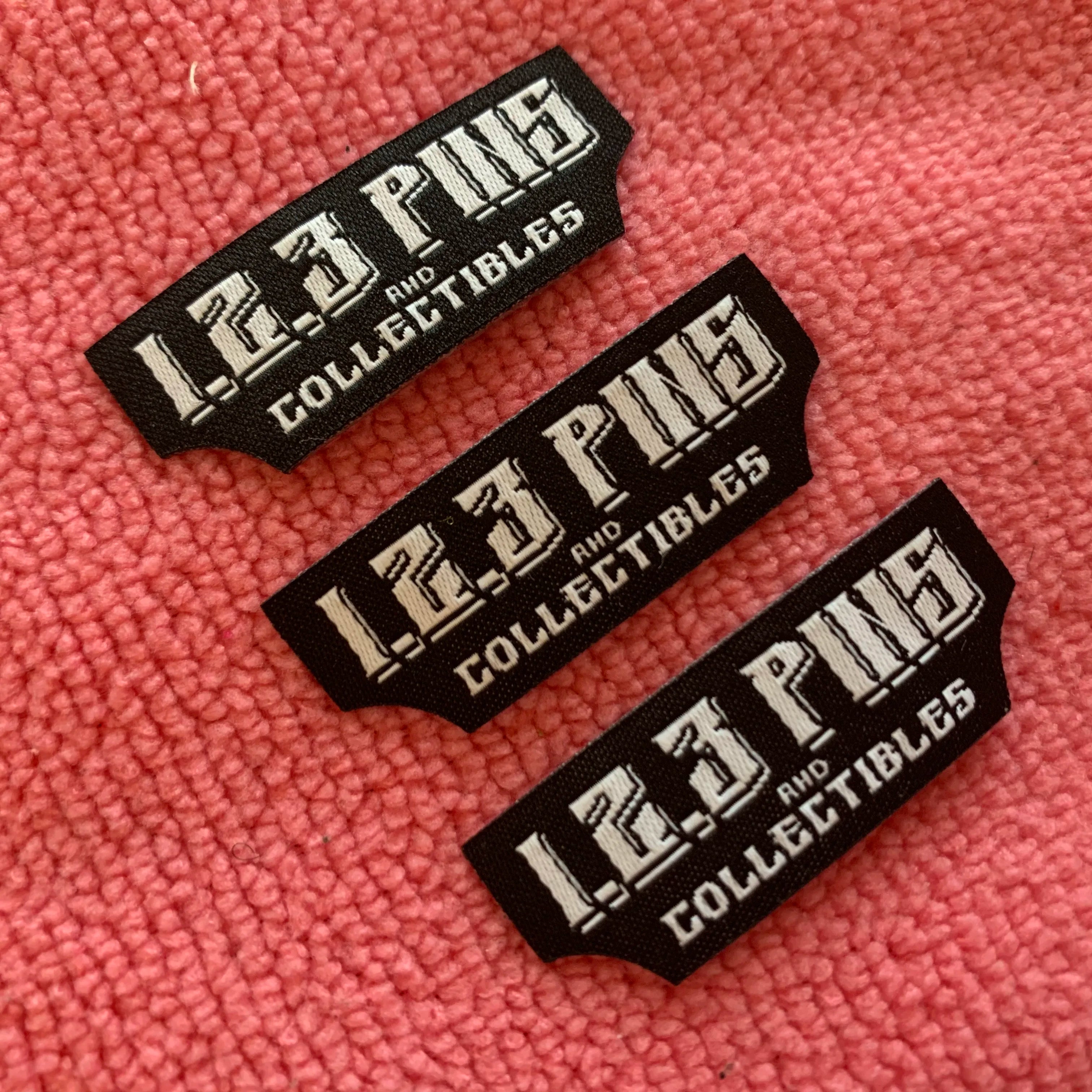 Irregular Shape Damask Label Woven Patch for Dress High Density Yarns Polyester Woven Label for Pants