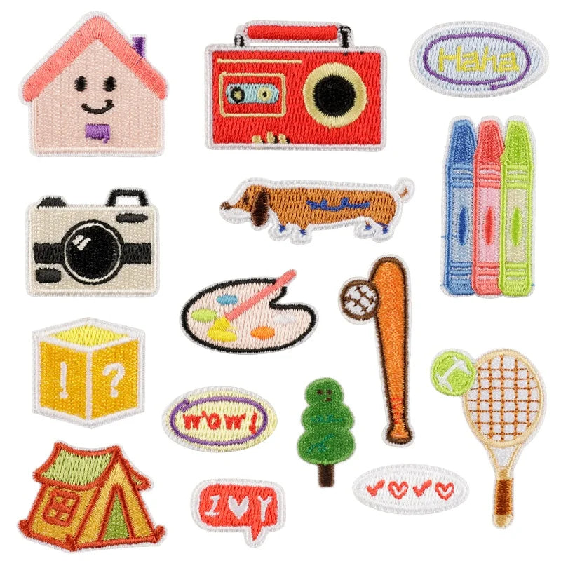 Mini Size  Iron on  Korean Style  Wappen  Tent  Radio Camera Palette Dog House Tree  Patch for Clothing Shoes Hat Decoration