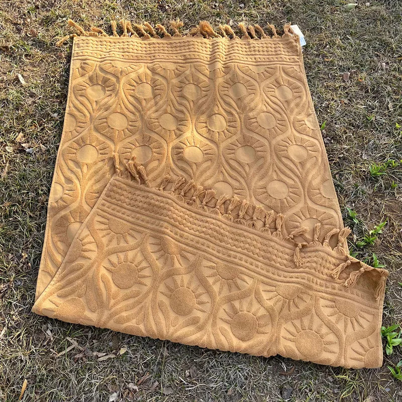 Luxury extra Large 100% Cotton Custom Woven Towel Jacquard Beach Towel Double Sided Embossed Towel with Fringe