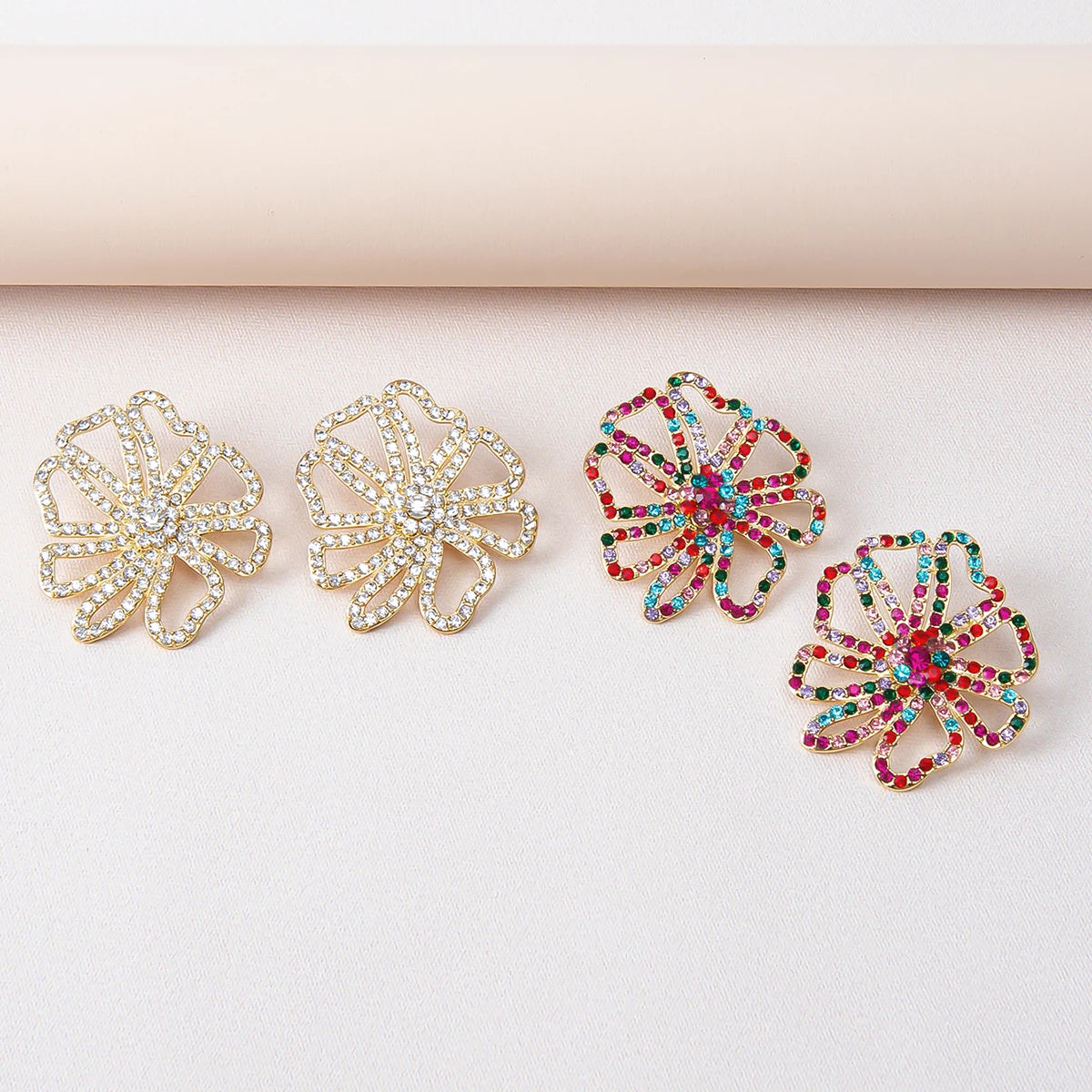 Vintage Gold Plated Crystal Floral Stud Earrings Hollow Colored Rhinestone Flower Earrings Women