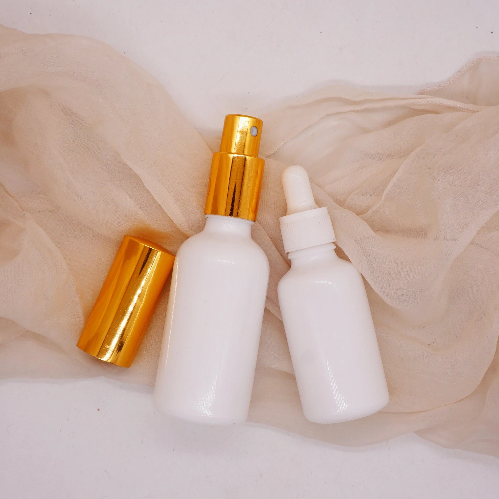 White Porcelain 2 oz 15ml Essential Oil Bottle 100ml with Fine Mist Lid