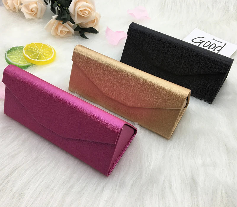Foldable Glasses Case Custom Logo PU Triangle Eyeglasses Case Packaging Set Cloth Glasses Bag Glasses Box for Eyewear