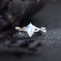 New Design Fashion Kite Shape Natural Blue Rainbow Moonstone Engagement Wedding Rings 925 Sterling Silver Ring